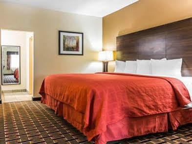 Quality Centro De Convenciones Hotel